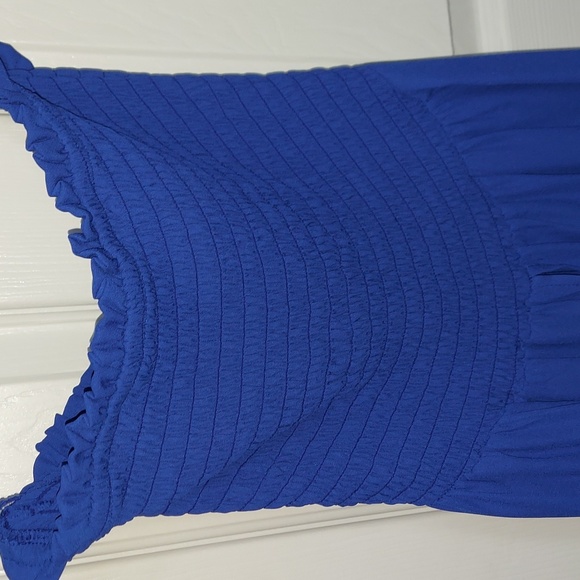 💙Top💙 Strapless Royal Blue high/low size XS - Picture 3 of 4